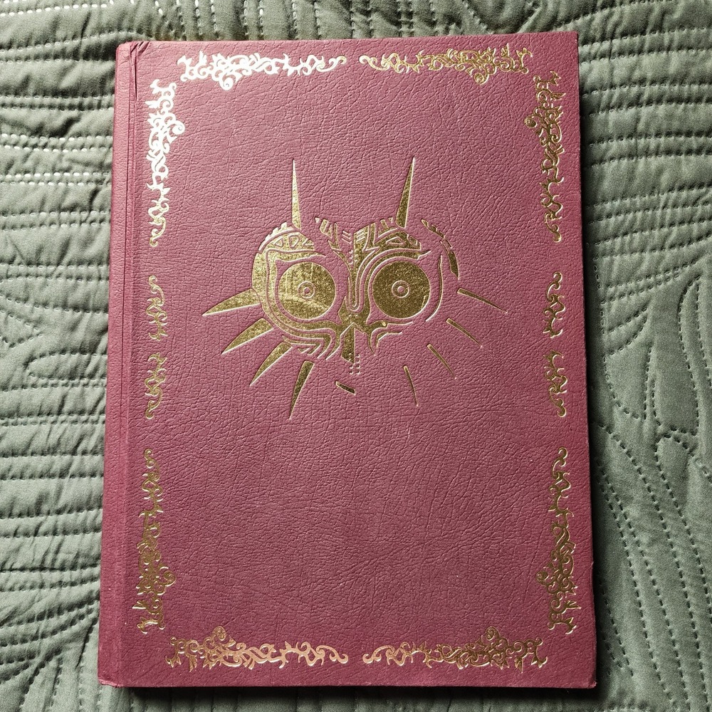 Legend Of Zelda Majora's Mask 3DS Guidebook Collector's Edition